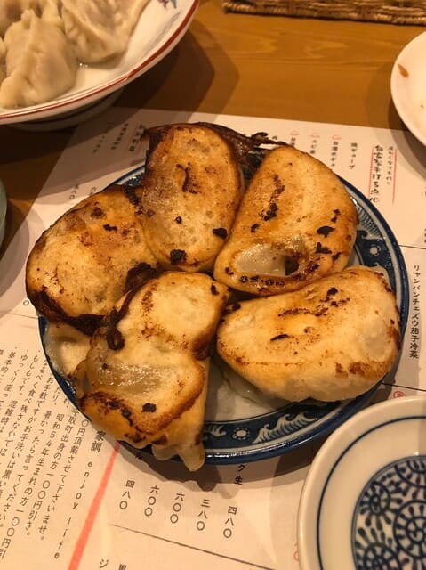 大衆食堂 肉と点心すえぞうアバアバ - 焼きギョーザ