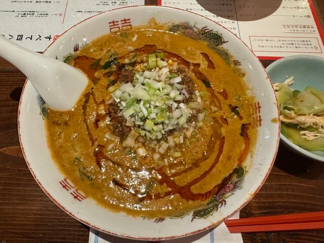 大衆食堂 肉と点心すえぞうアバアバ - 台湾担々麺