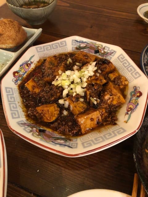 大衆食堂 肉と点心すえぞうアバアバ - 麻婆豆腐