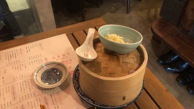 大衆食堂 肉と点心すえぞうアバアバ -
