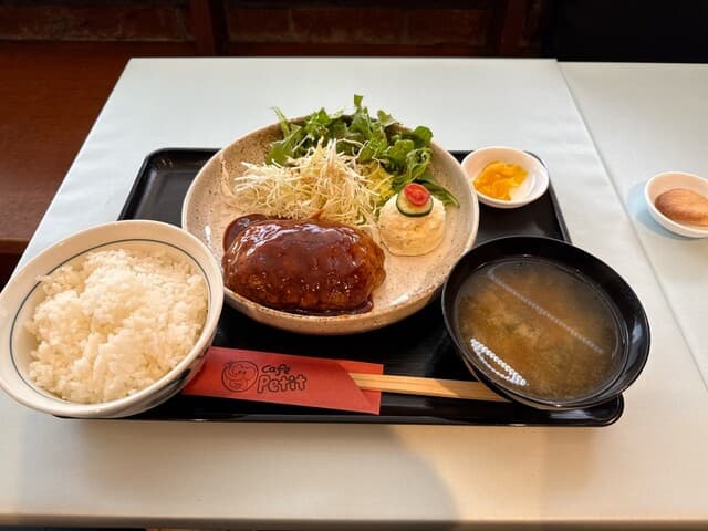 CAFE PETIT -