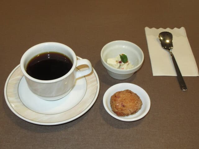 CAFE PETIT -