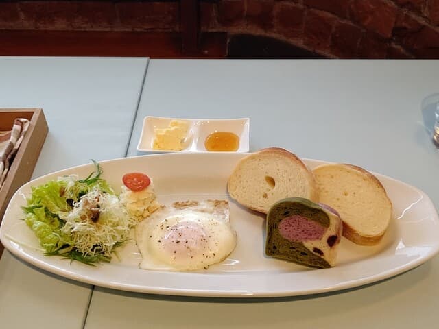 CAFE PETIT - 本日の手作りパンモーニング