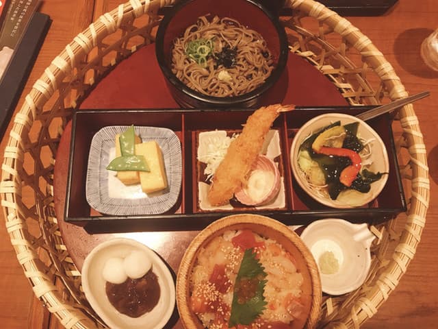 おひつごはん四六時中 - 海の彩り