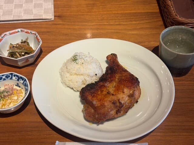 銀座2丁目ミタスカフェ -