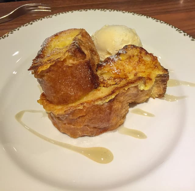 銀座2丁目ミタスカフェ -