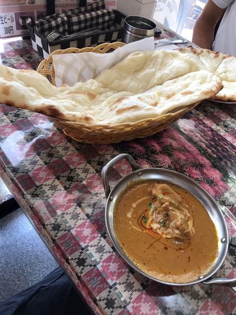 サンライズ - チキンカレーとナン