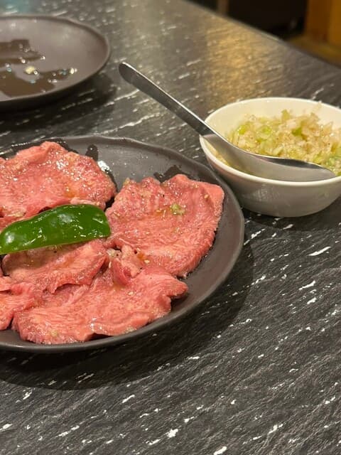 焼肉なら - ネギタン塩・ネギ別皿(☆☆☆☆)