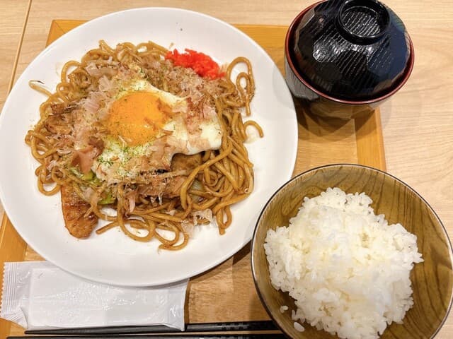 兀兀 -