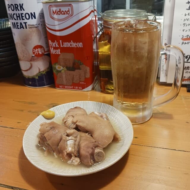 沖縄酒場 やなわらばー - てびち＆さんぴんハイ４５０円