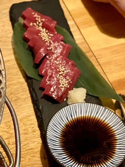 焼肉ホルモン濱牛 - 生ハート刺