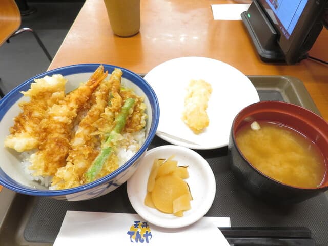 天丼てんや - 天丼 620円 いか 170円