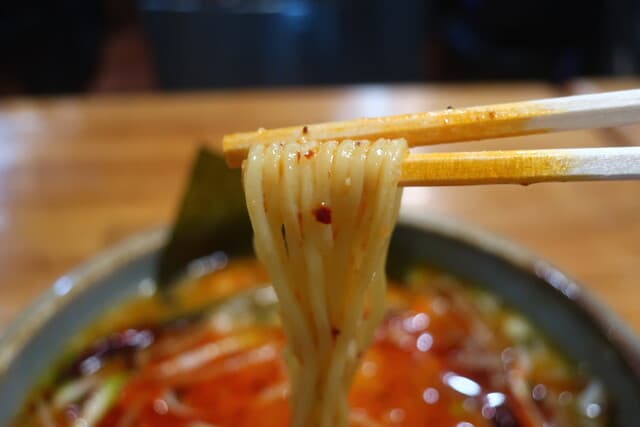 ラーメンショップ 一玲 - ハーフ激辛みそラーメンリフトアップ