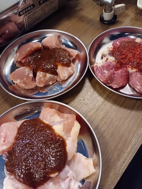まっさか鳥焼肉 とり太郎 - 鳥みそやき5種