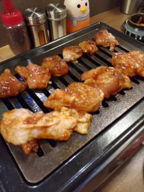 まっさか鳥焼肉 とり太郎 - ジュ〜〜〜〜〜〜