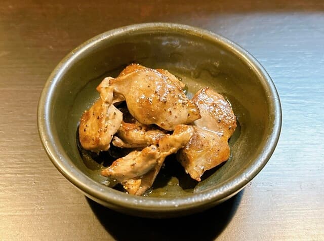 酒場  夏目 - 焼き鳥ハツ塩