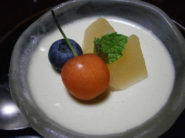 絶景の宿　龍峡亭 - 水菓子　林檎ゼリー、サクランボ、ブルーベリー