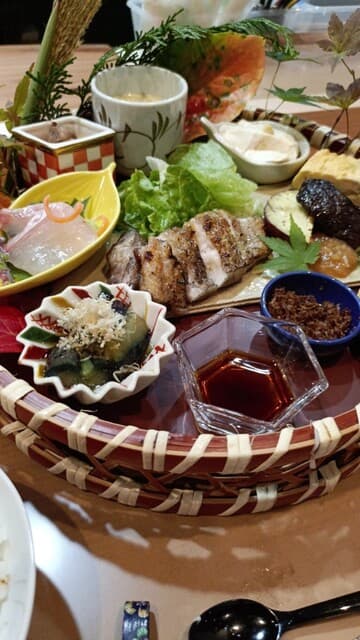 割烹 六感 -