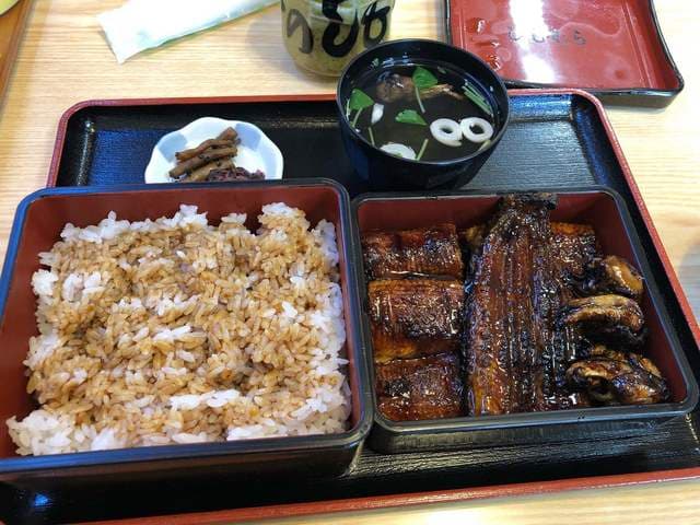 うなぎのしもむら - うな重 上(鰻一尾、きも焼付) 4,266円