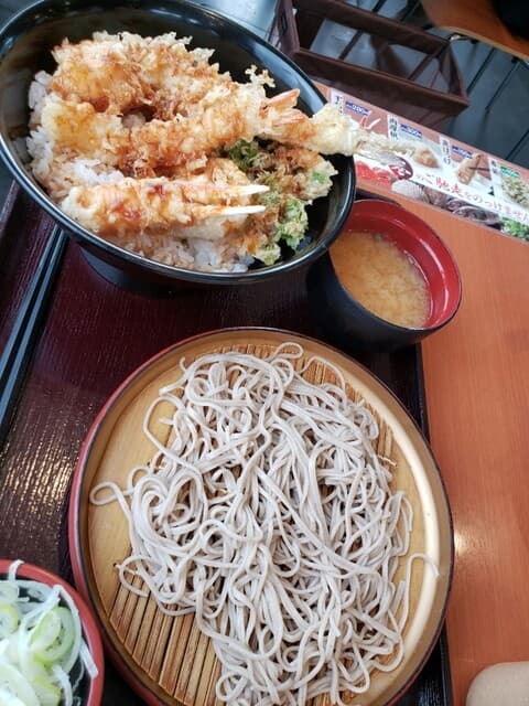 天丼てんや - 冬のご馳走天丼＋小そばサービス