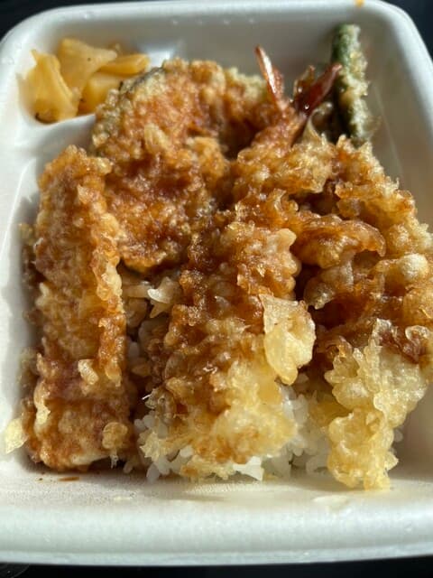 天丼てんや - 天丼弁当（590円）