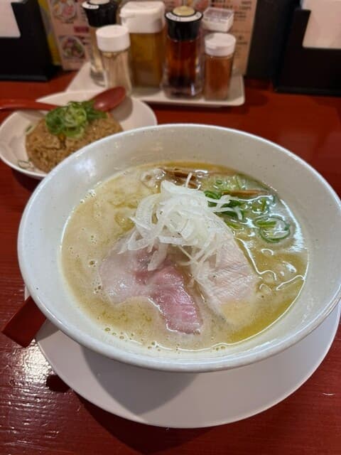 鶏そば専門店 らーめんえびす -
