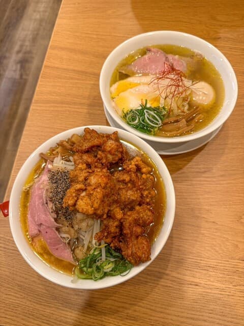 鶏そば・から揚げ専門店らーめんえびす -