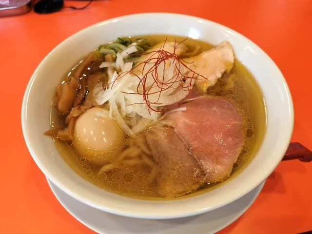 鶏そば・から揚げ専門店らーめんえびす -