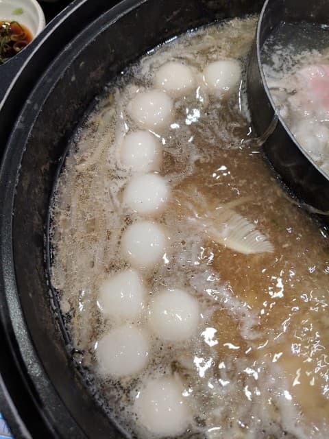 しゃぶ葉 - 白玉鍋（笑）