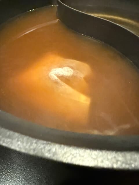 しゃぶ葉 - カツオだしパック投入