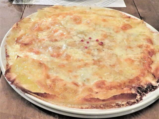 RISTORANTE Co.N.Te - 蜂蜜とゴルゴンゾーラのピザ