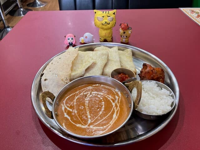 インド料理レストラン＆バー アルシー - チーズナンセット　1,155円(税込)