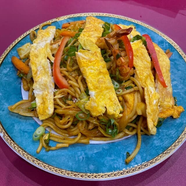 インド料理レストラン＆バー アルシー - ミックスチョーメン
