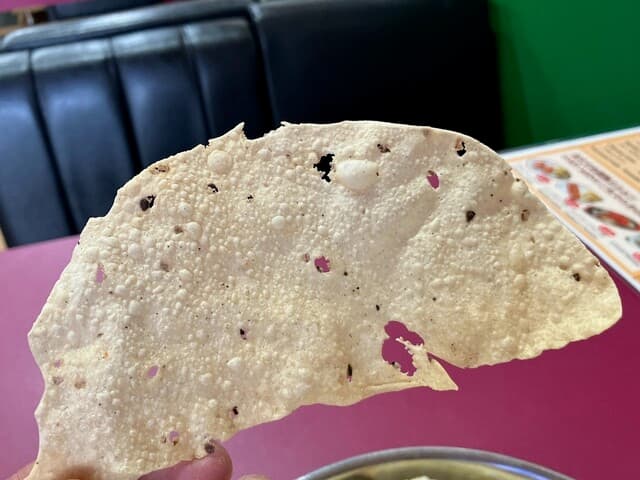 インド料理レストラン＆バー アルシー - パパド、にゅ～～ん！