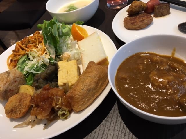 ルーム カフェ(アスティルホテル新大阪プレシャス) -