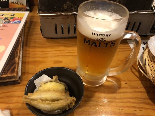 浜焼太郎 - 生ビールとお通し