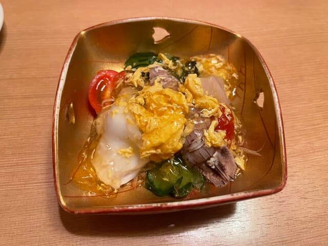 貴寿司 - 烏賊と蝦蛄、帆立、胡瓜、トマトのポン酢ジュレ