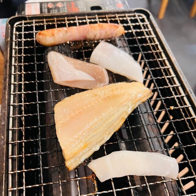 浜焼き きばる - ウインナー、イカ、ホッケ浜焼き