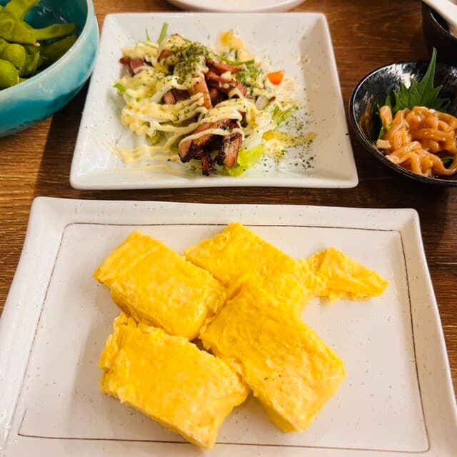 浜焼き きばる - イカのバター焼き、だし巻き卵