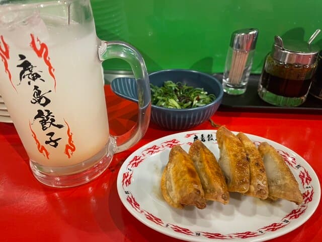 廣島餃子 RED DRAGON. -