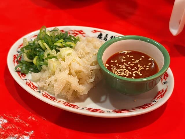 廣島餃子 RED DRAGON. - 白せんまい刺し