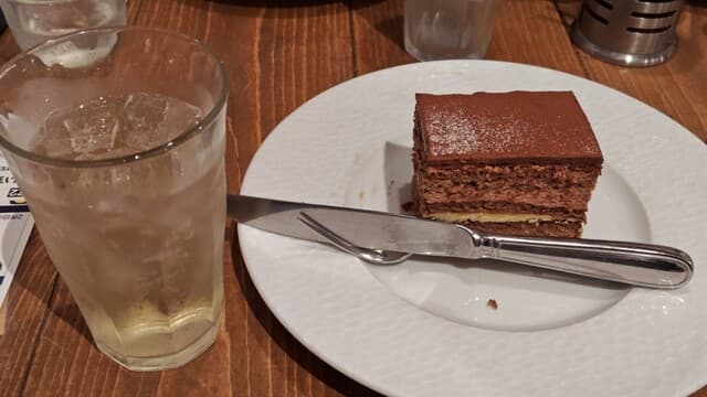ケーキ パスタ&バール いすずカフェ -