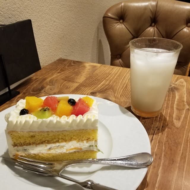 ケーキ パスタ&バール いすずカフェ -
