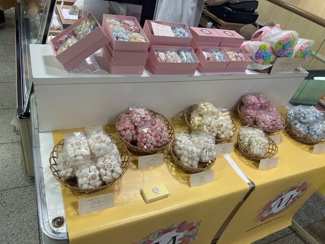 ケーキ パスタ&バール いすずカフェ - 小倉駅構内出店