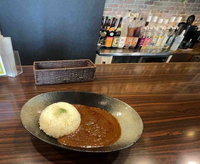 DINING BAR haon - 甘いくせに辛いカレー850円