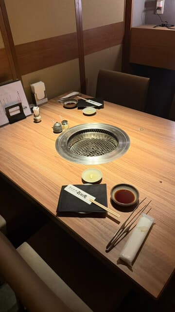 炭火焼肉 石垣庵 -