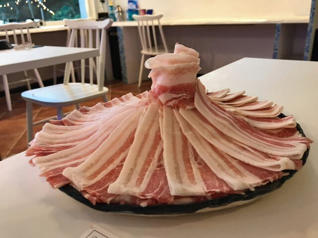 あぐー豚しゃぶしゃぶ専門店 オーシャンBoo！ - あぐー豚バラ肉