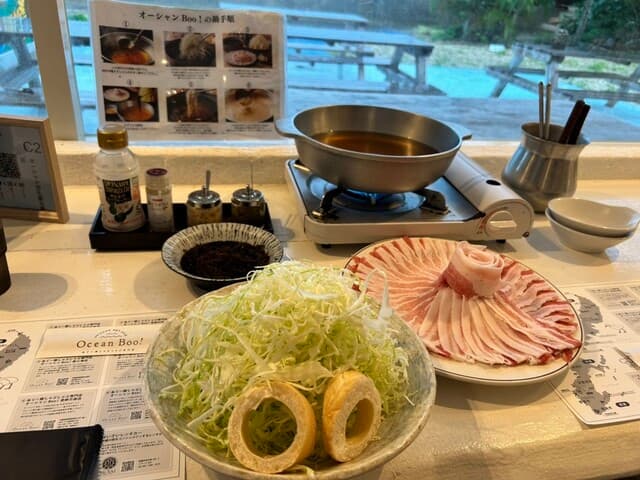 あぐー豚しゃぶしゃぶ専門店 オーシャンBoo！ -