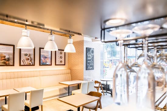 SONOKO CAFE - 入口ソファー席