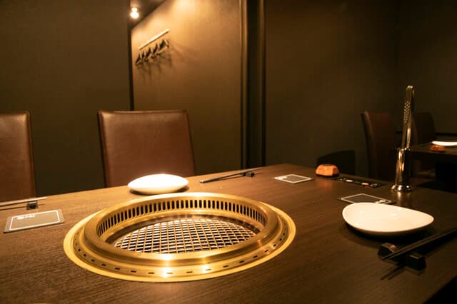 六本木 にくる -